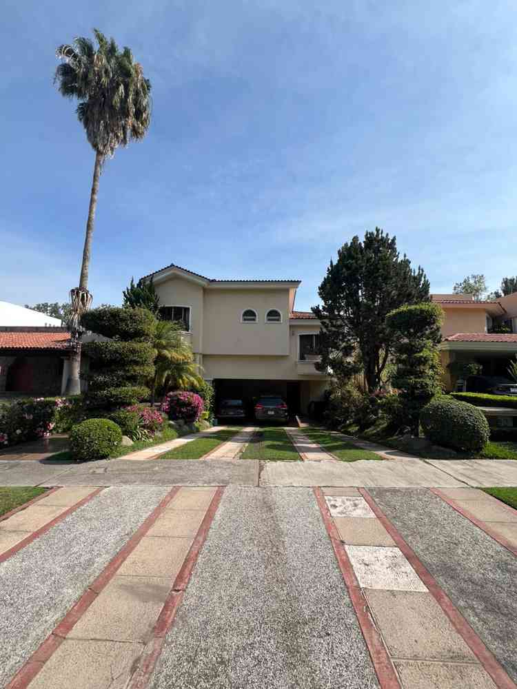 casa en venta paseo san arturo oriente valle real zapopan jalisco pc0tbrj