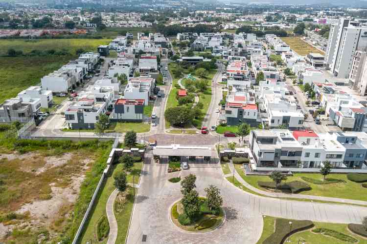 terreno en venta avenida magallanes  san pedro tlaquepaque jalisco p83xd9D